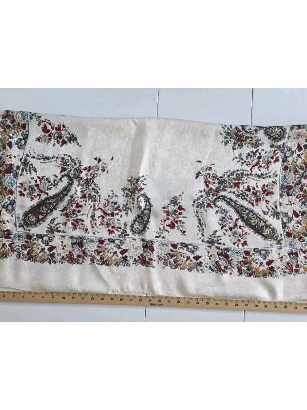Vtg Daniel Hechter Paris Large Scarf 38 x 38 Floral Paisley Jacquard Weave Chic